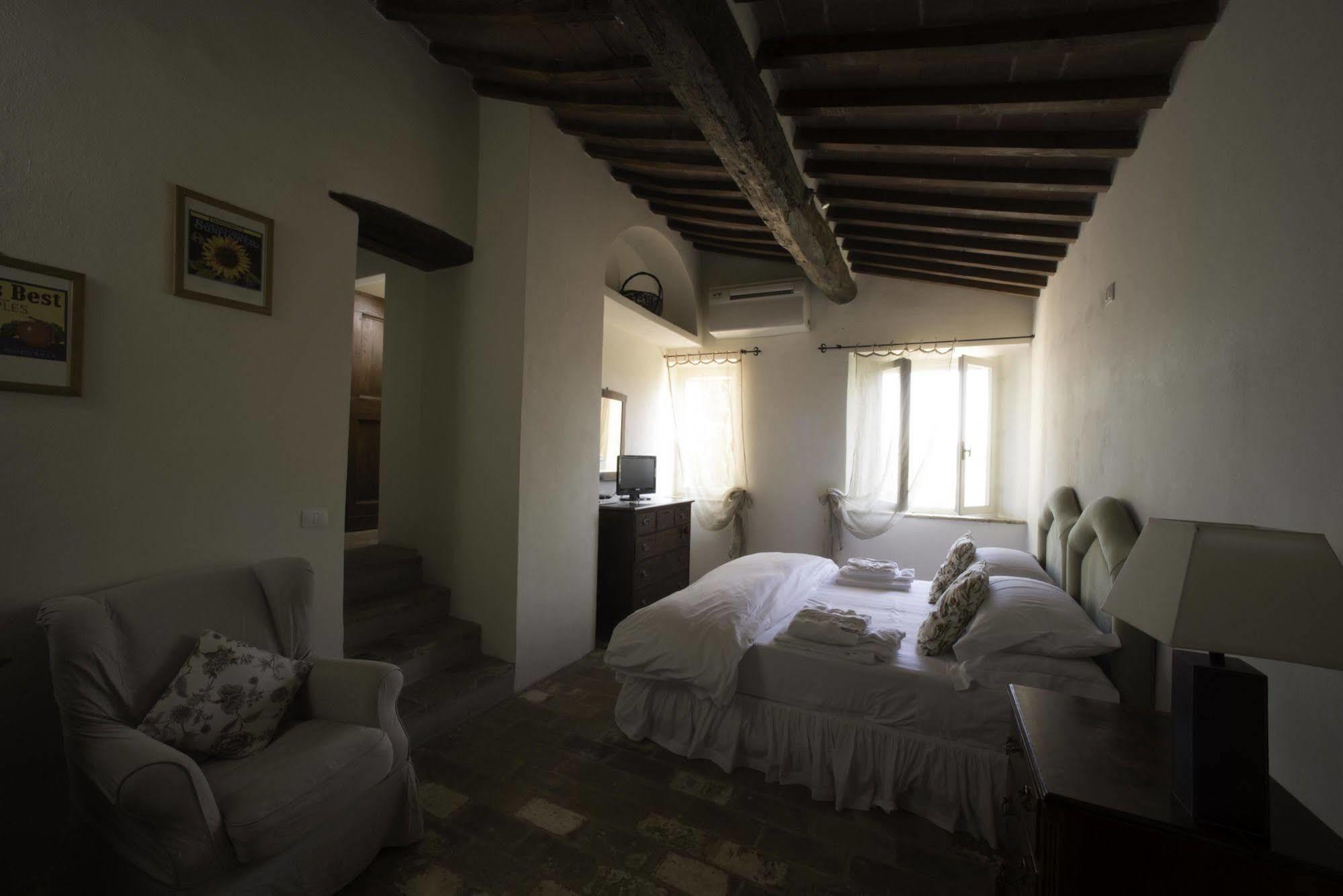 Tenuta Santo Pietro Pienza Extérieur photo