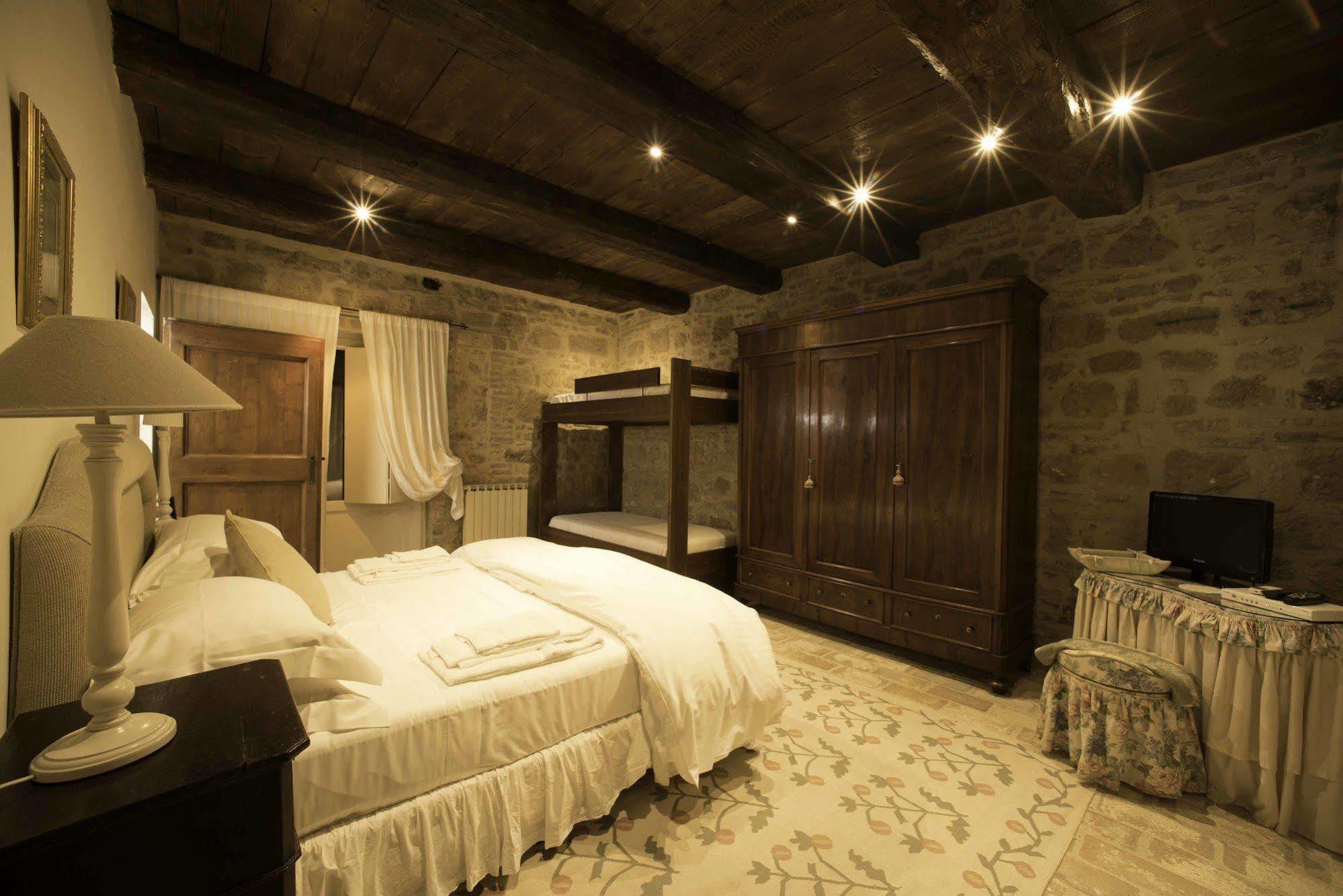Tenuta Santo Pietro Pienza Extérieur photo